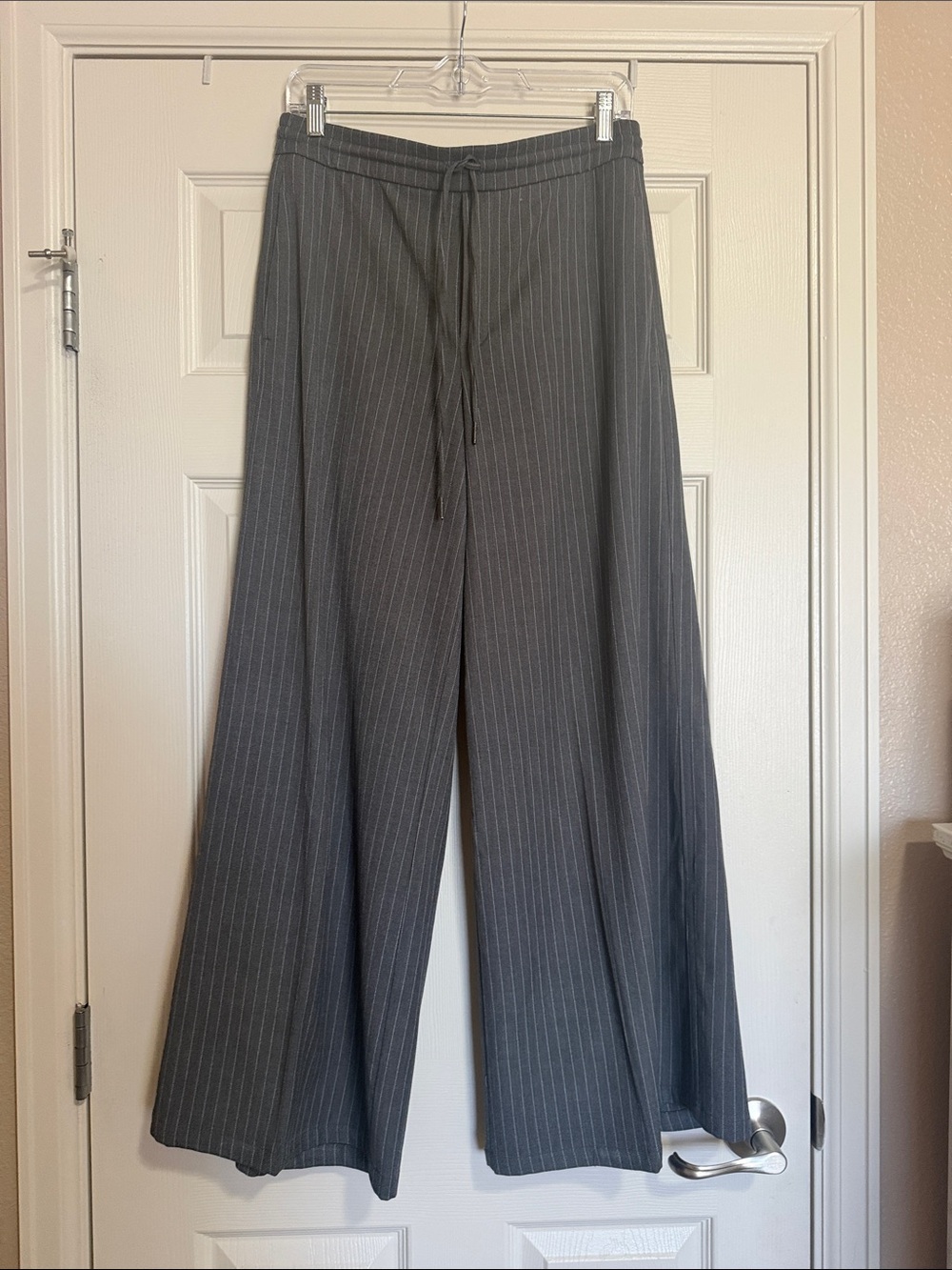 Simply Vera Vera Wang Gray Pinstripe Wide-Leg Drawstring Trousers